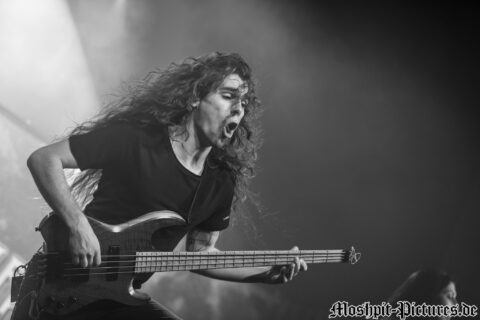 Unleash-the-Archer-2017-koeln-MAI_1201