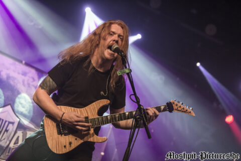 Unleash-the-Archer-2017-koeln-MAI_1272