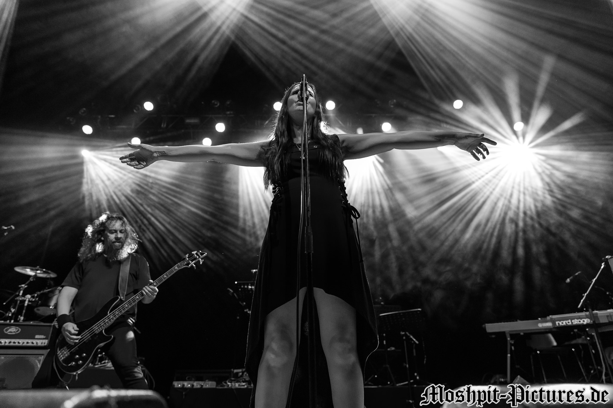 Konzertfotos von Unshine auf der Bards of Symphony and Metal Tour 2018