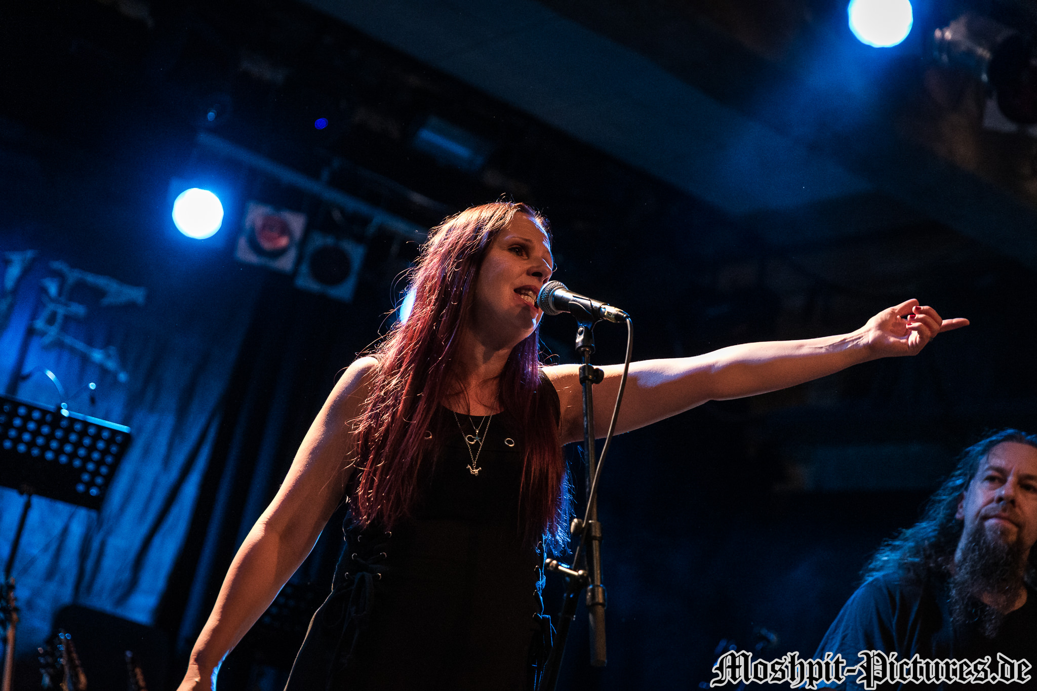 Konzertfotos von Unshine auf der Bards of Symphony and Metal Tour 2018