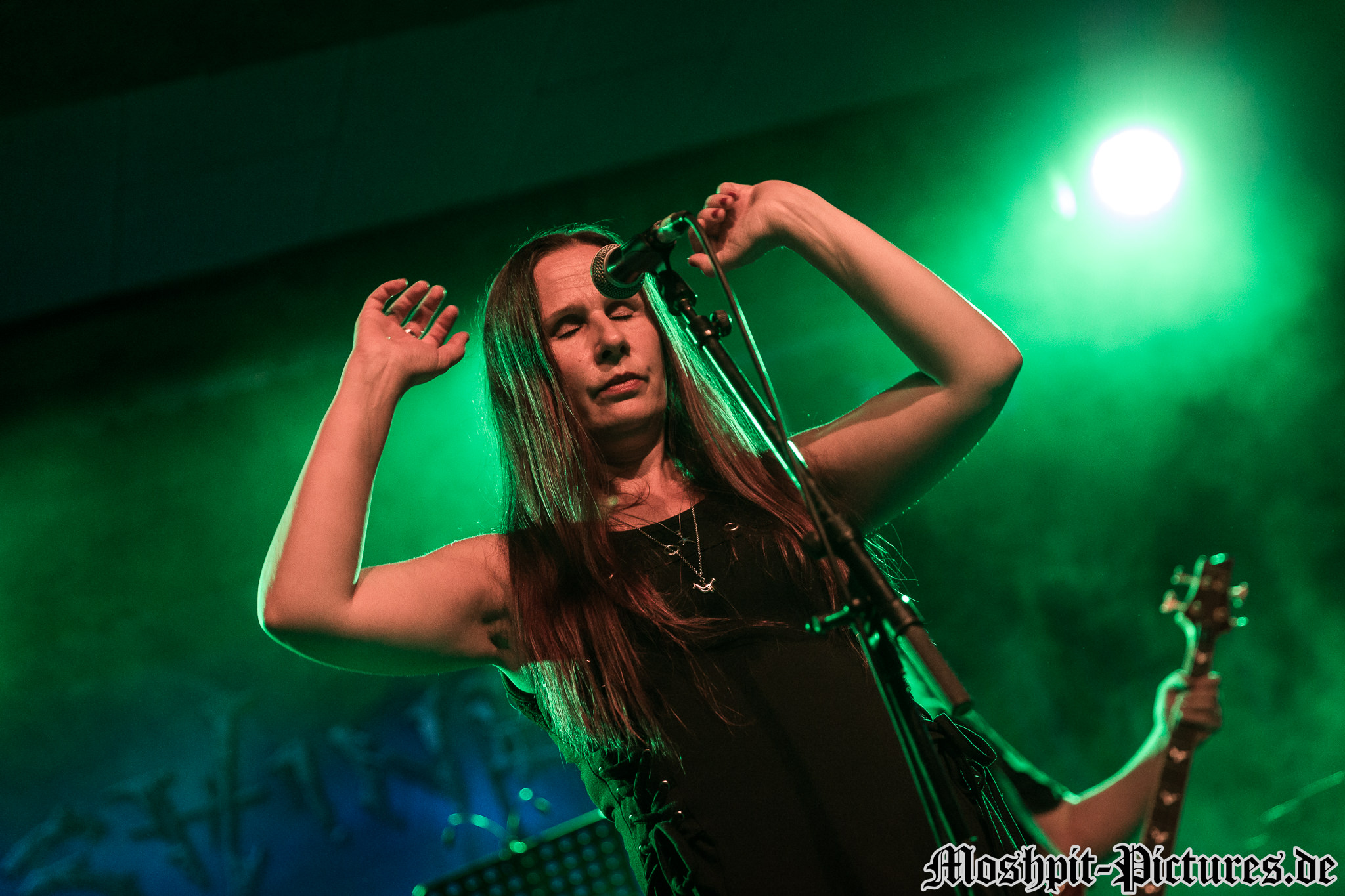 Konzertfotos von Unshine auf der Bards of Symphony and Metal Tour 2018