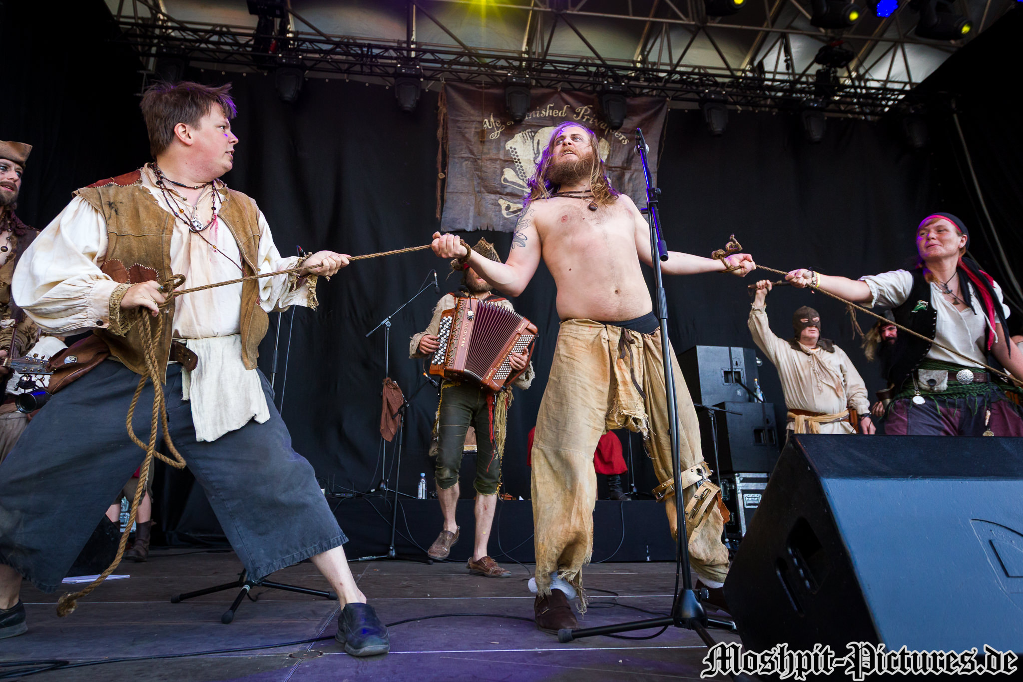 feuertanz-festival-2017-Ye-Banished-Privateers-011